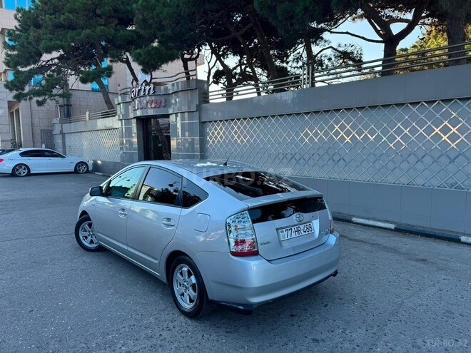 Toyota Prius-9