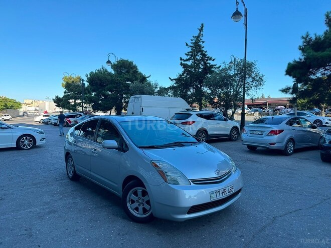 Toyota Prius-11