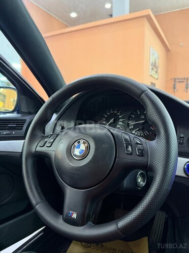BMW 525-12