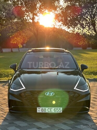Hyundai Sonata-8
