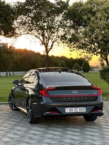 Hyundai Sonata-17