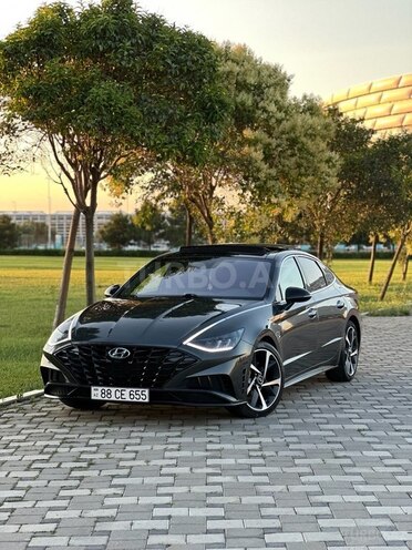 Hyundai Sonata-1