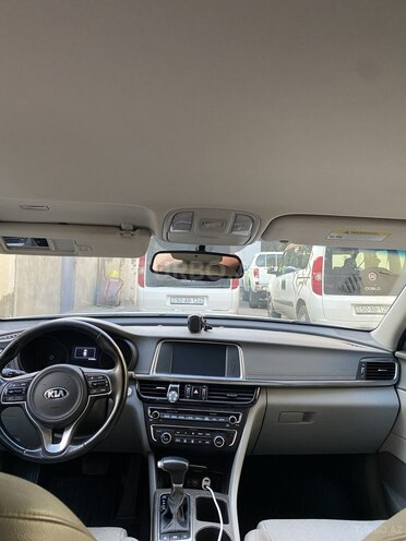 Kia Optima-6