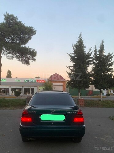 Mercedes C 220-15