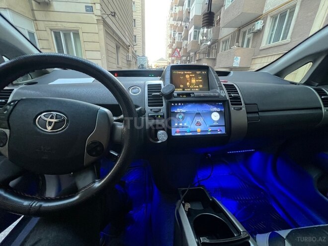 Toyota Prius-6
