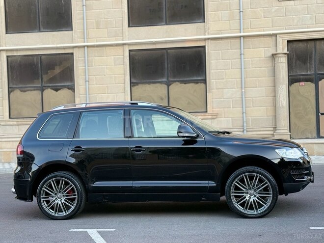 Volkswagen Touareg-5