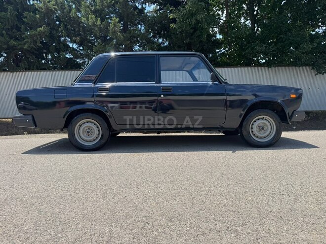 LADA (VAZ) 2107-2