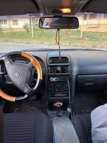 Opel Astra-6