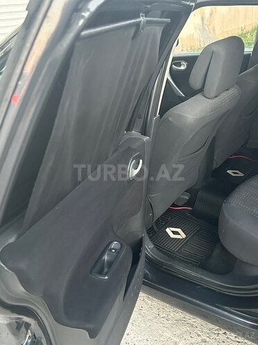 Renault Megane-5
