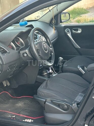 Renault Megane-8