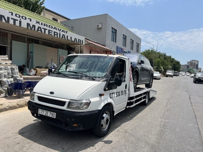 Ford Transit-8