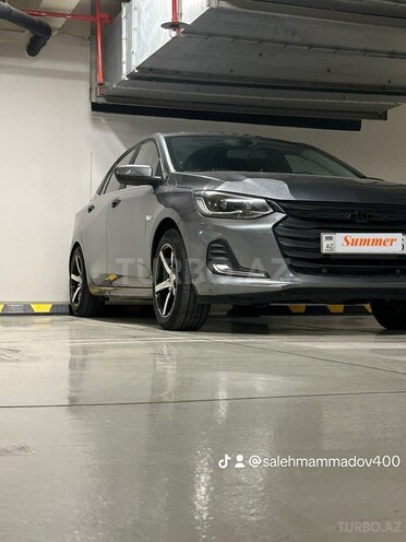 Chevrolet Onix-4