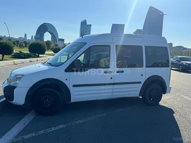 Ford Tourneo Connect-7