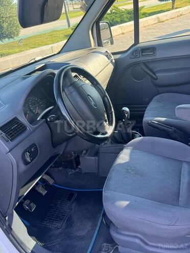 Ford Tourneo Connect-3