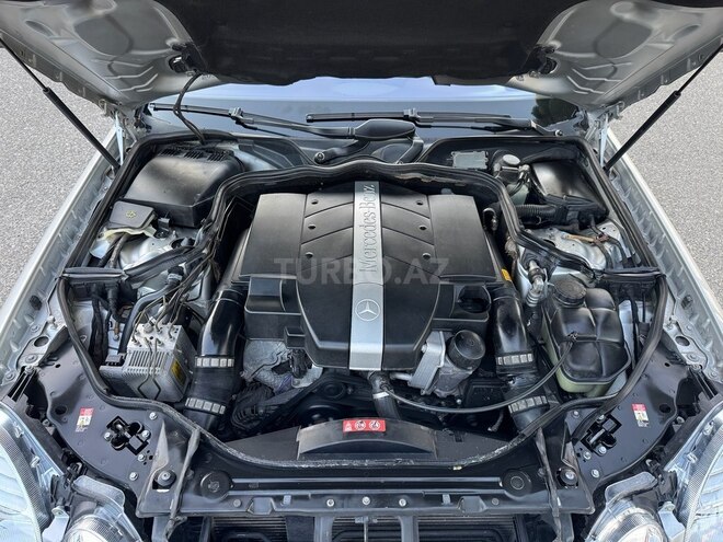 Mercedes E 240-18