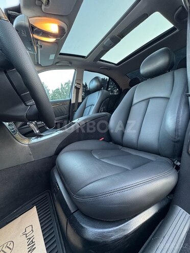 Mercedes E 240-15