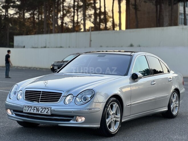 Mercedes E 240-12