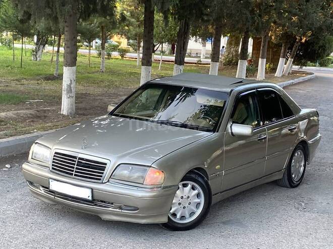 Mercedes C 200-9