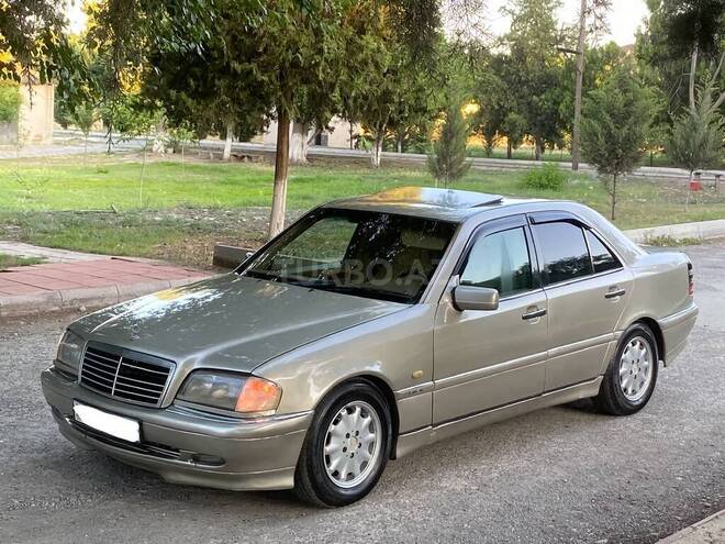 Mercedes C 200-4