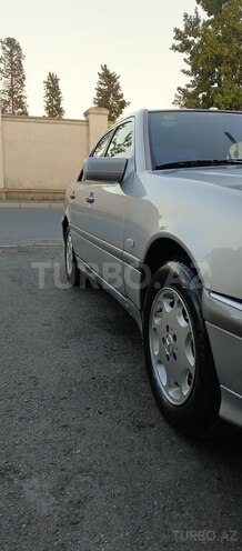 Mercedes C 200-3