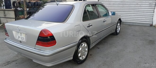 Mercedes C 200-10