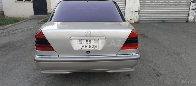 Mercedes C 200-12