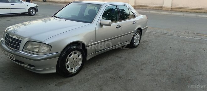 Mercedes C 200-6