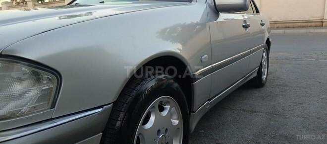Mercedes C 200-4