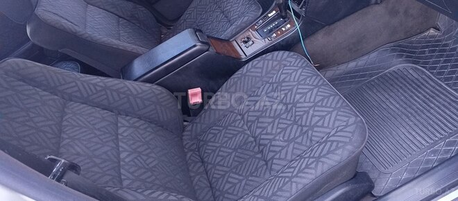 Mercedes C 200-13