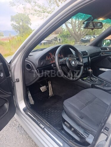 BMW 525-5