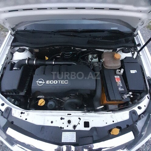 Opel Astra-12
