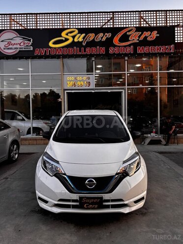Nissan Note-2