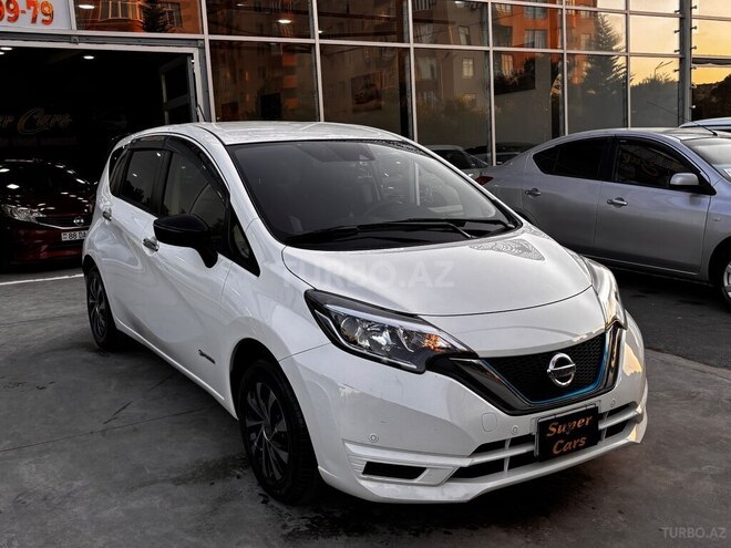 Nissan Note-3
