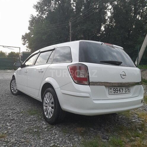 Opel Astra-4