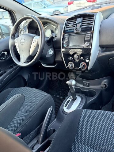 Nissan Versa Note-11