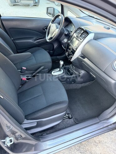 Nissan Versa Note-8