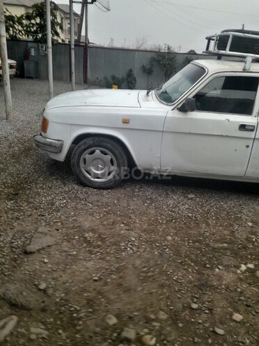 GAZ 3110 "Volga"-8