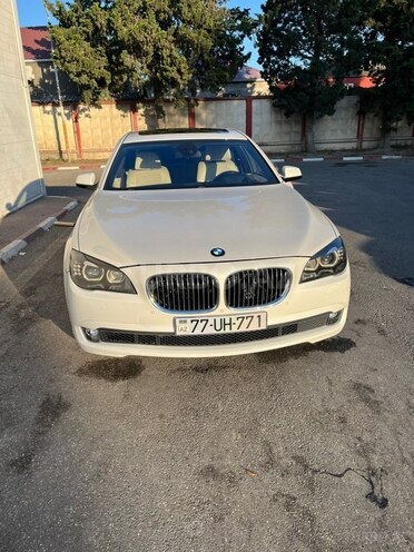 BMW 750-1