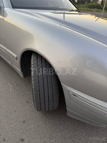 Mercedes E 220-14