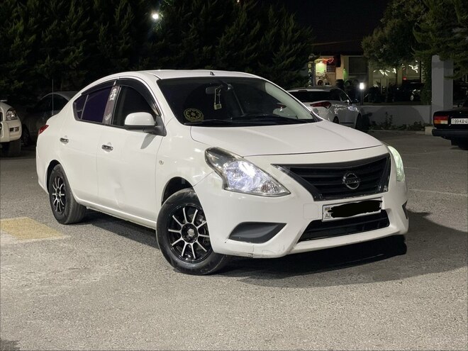 Nissan Latio-1