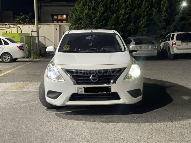 Nissan Latio-4