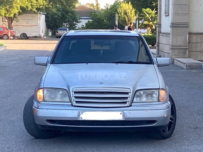 Mercedes C 180-1