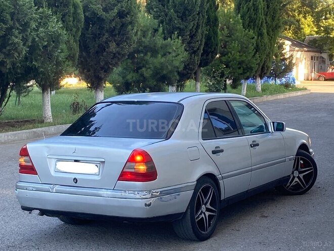 Mercedes C 180-15