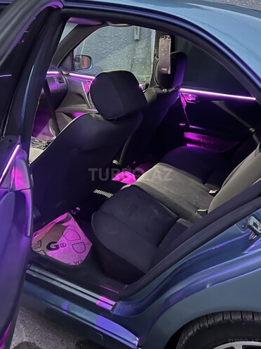 Mercedes E 200-7