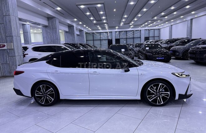 Toyota Camry-4