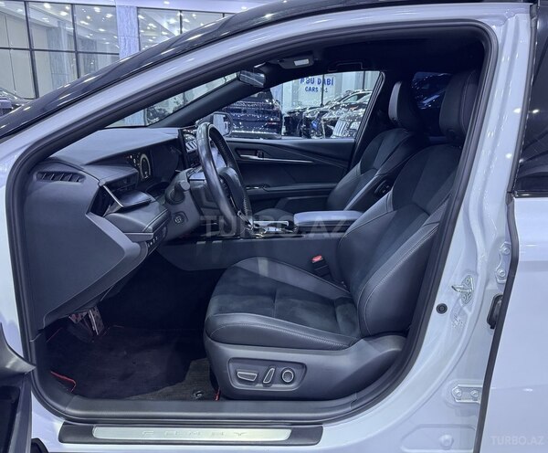 Toyota Camry-11