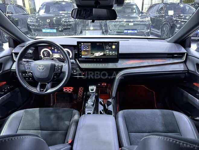 Toyota Camry-8