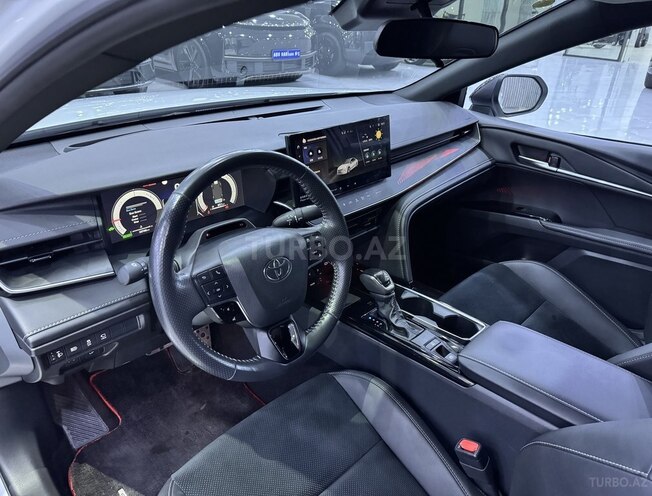 Toyota Camry-9