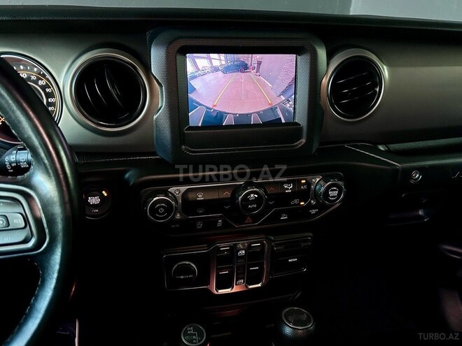Jeep Wrangler-16