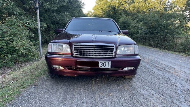 Mercedes C 200-1
